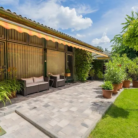 Maria Vendeghaz Guest house Siofok